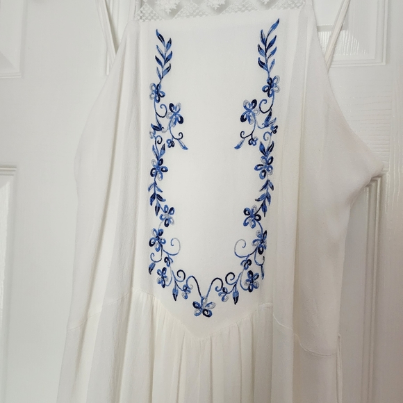 Altar'd State White Maxi Dress with Lace and Embroidery - Picture 7 of 7